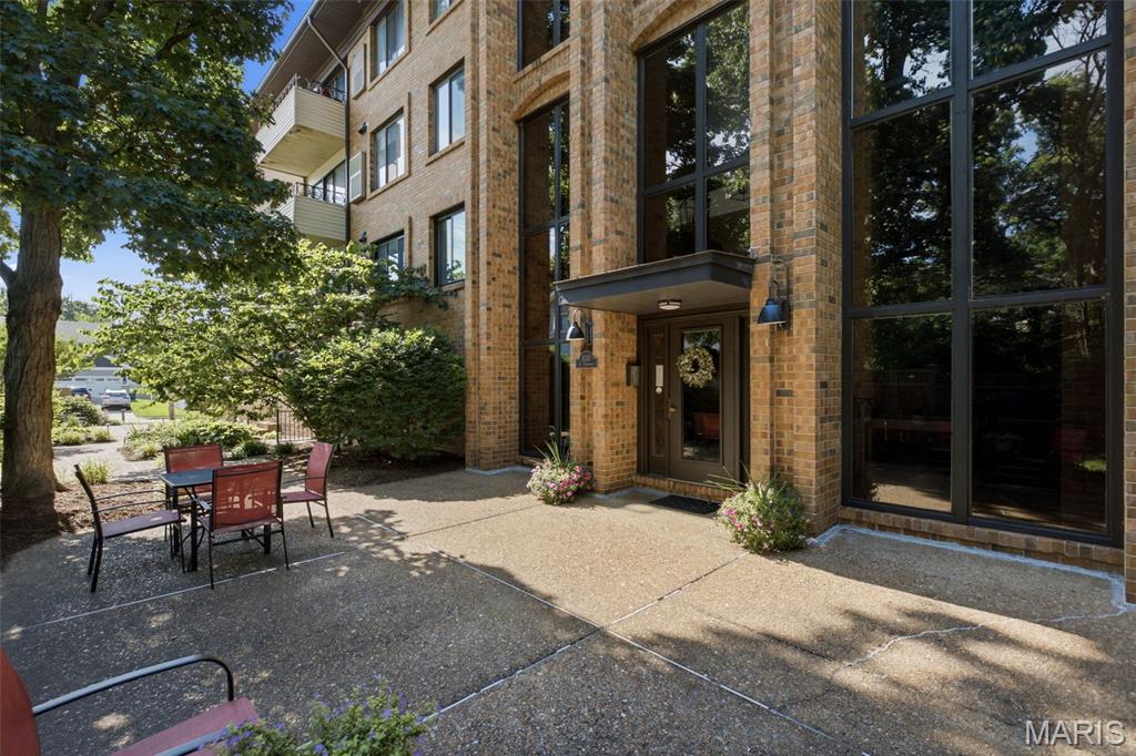 Photo of 1030 N Harrison Avenue #404 St Louis MO 63122