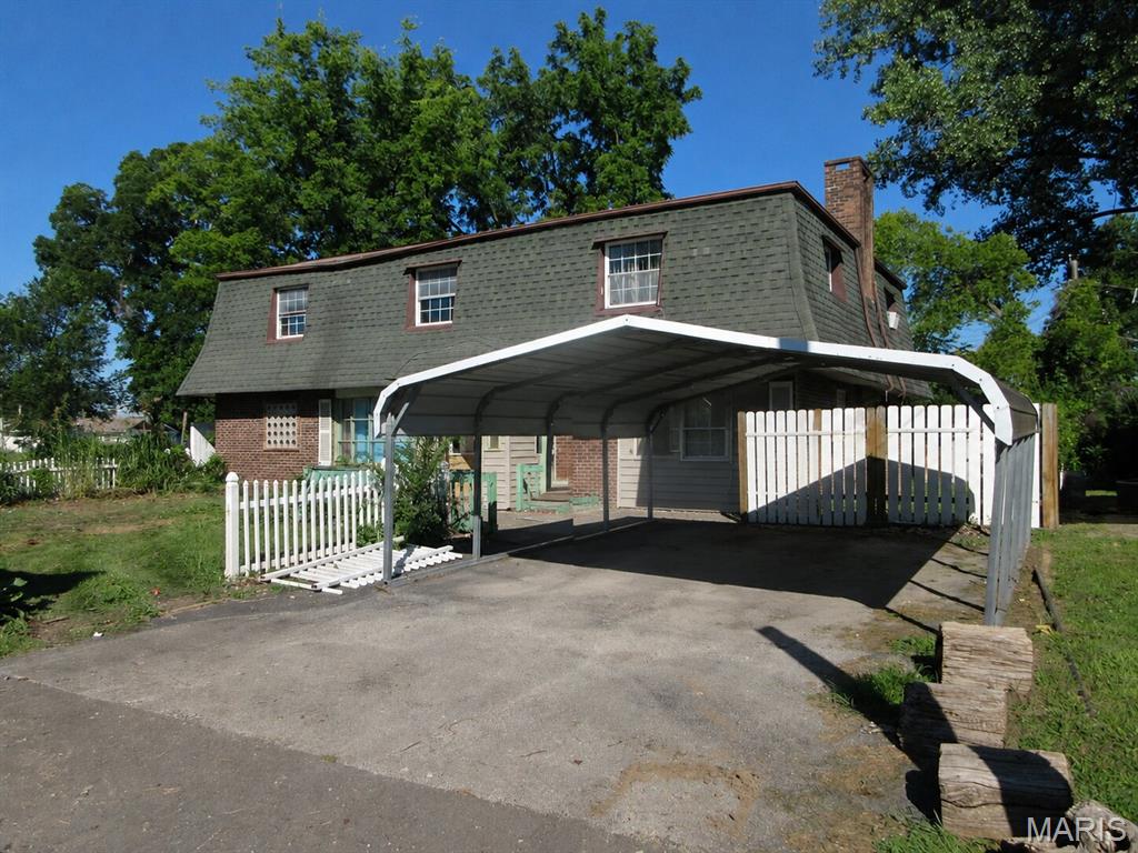 Photo of 411 Elm Drive East St Louis IL 62203
