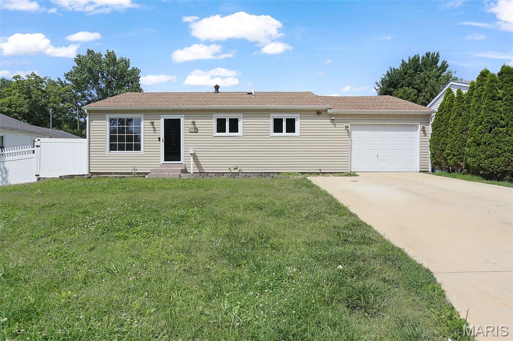 Photo of 12089 Sunnycrest Place Maryland Heights MO 63043