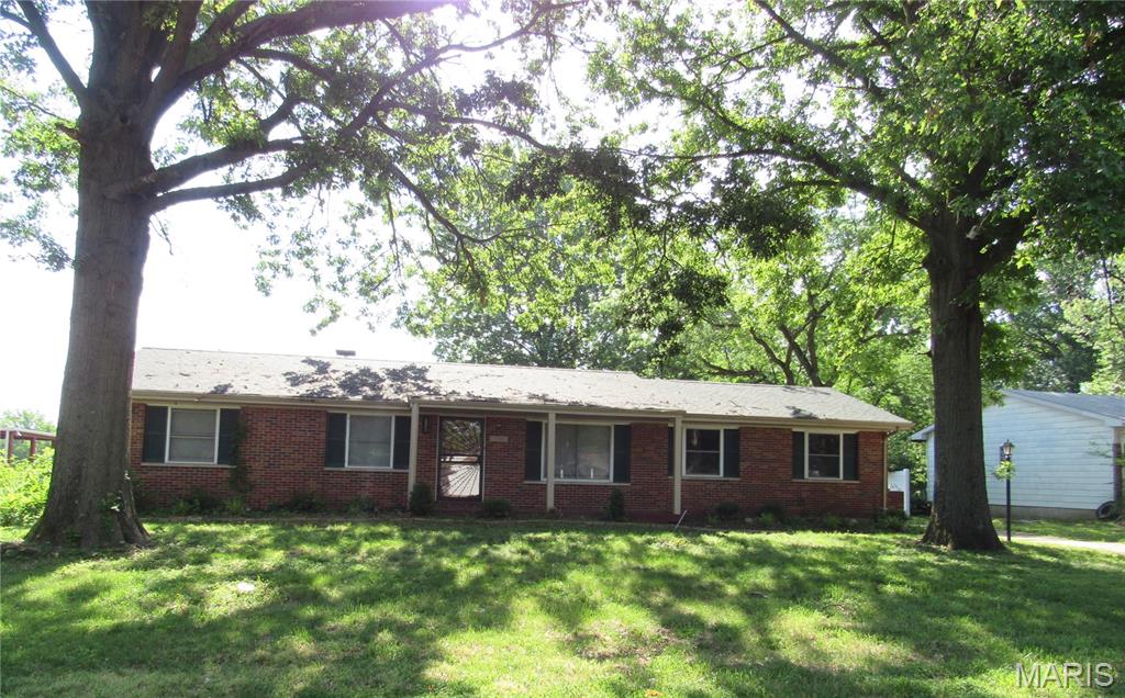 Photo of 12360 Space Drive Florissant MO 63033