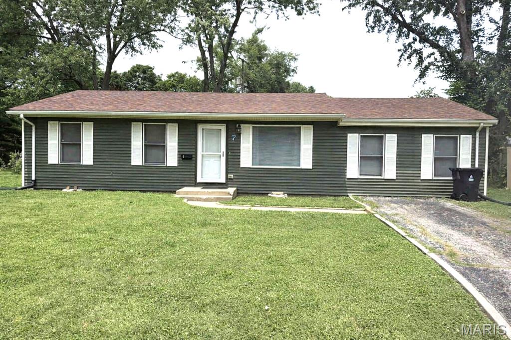 Photo of 7 Jennine Drive Belleville IL 62226