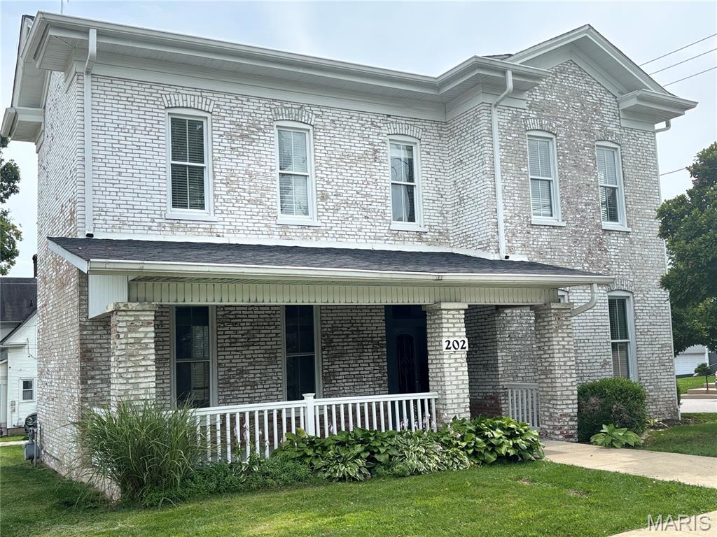Photo of 202 E College Avenue Greenville IL 62246