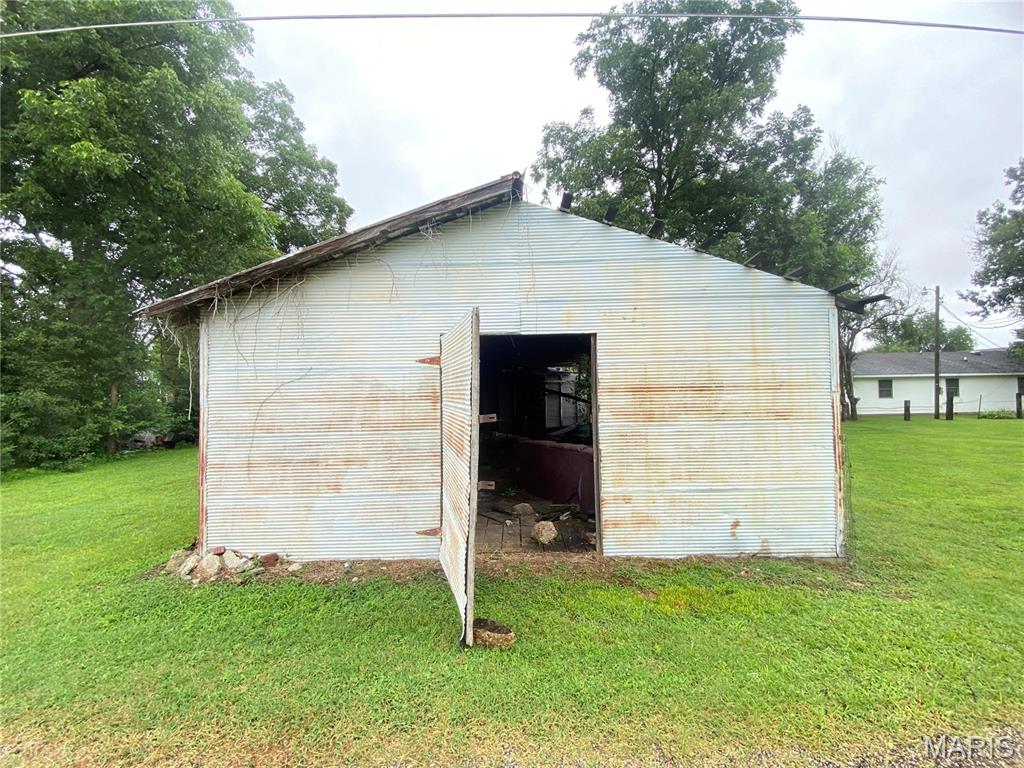 Photo of 1 E Howard Malden MO 63863