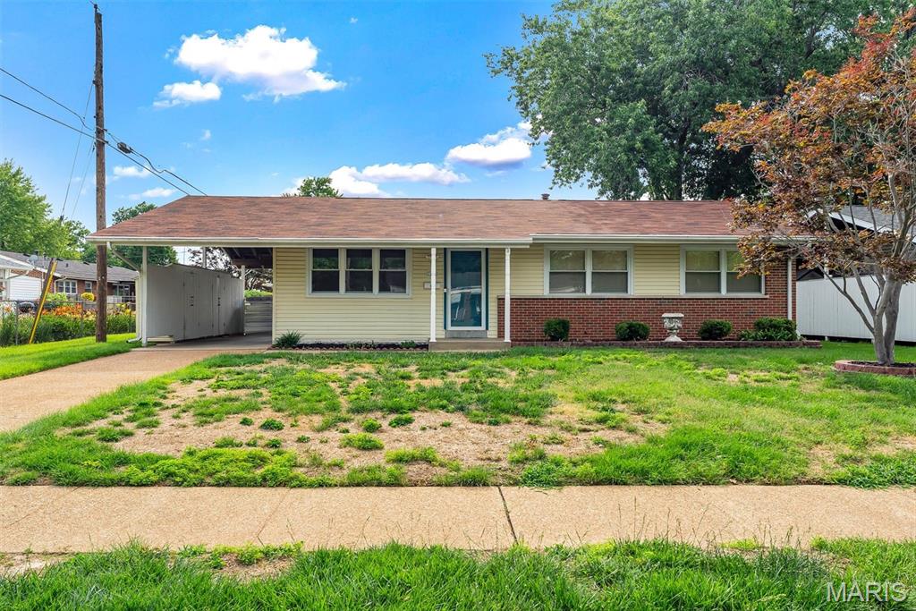 Photo of 1525 Pepperhill Drive Florissant MO 63033