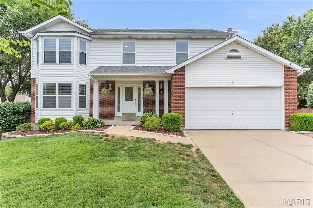 Photo of 10 Silverdale Court St Charles MO 63303