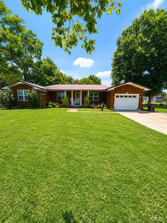Photo of 416 S Cooter Road Steele MO 63877