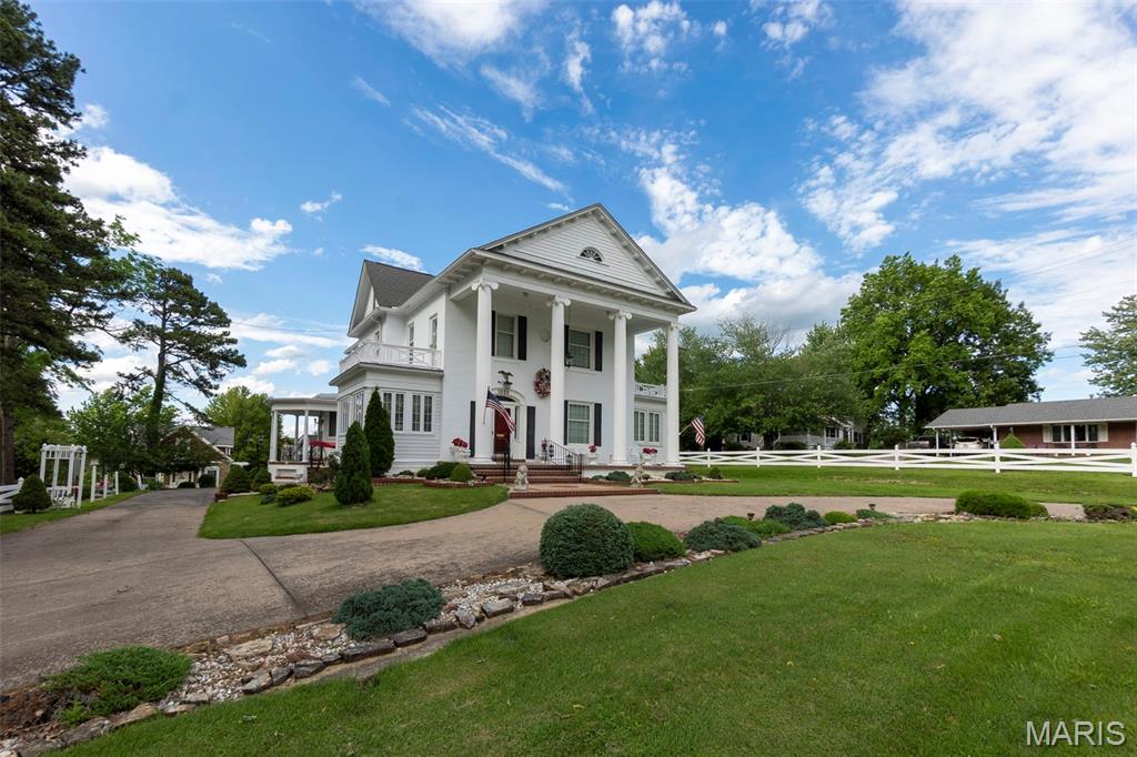 Photo of 1022 Woodland Drive Jackson MO 63755
