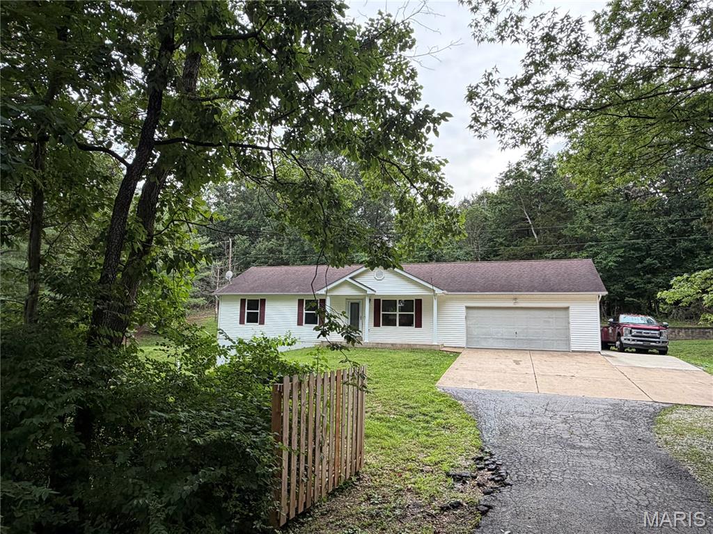 Photo of 687 Woodview Drive Villa Ridge MO 63089
