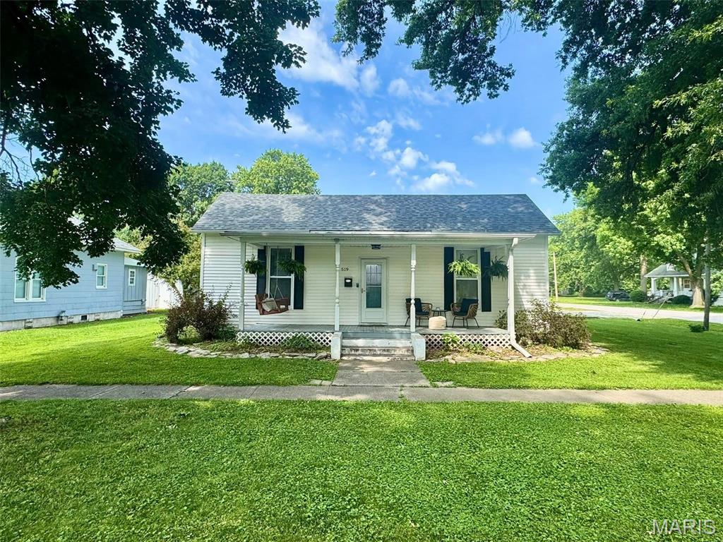 Photo of 519 N Locust Street Monroe City MO 63456