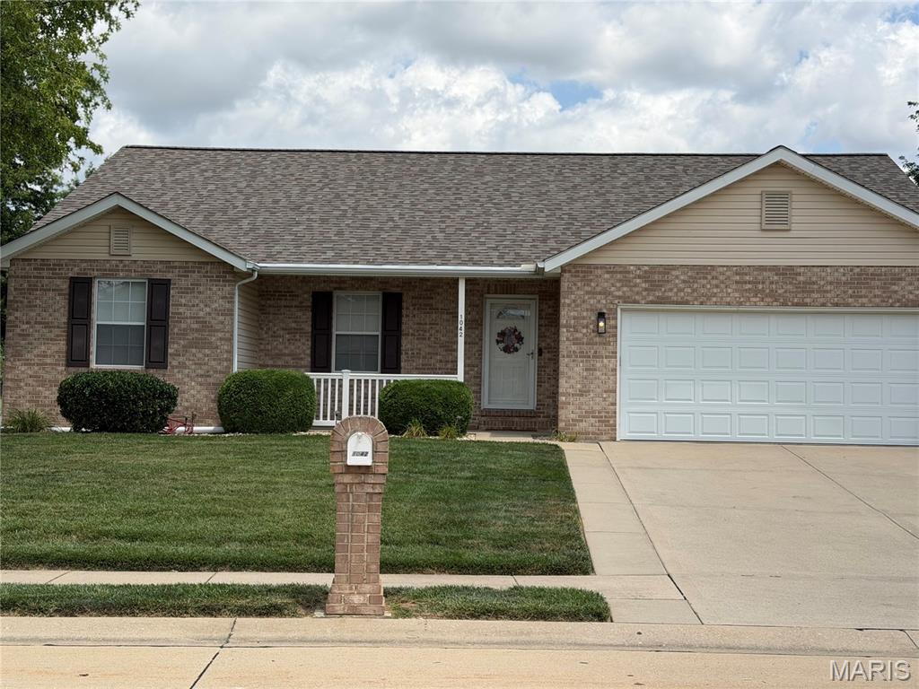 Photo of 1042 Illinois Avenue Waterloo IL 62298