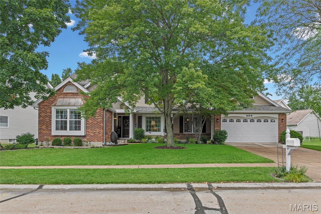 Photo of 484 Saint Thomas Isle Lane Wildwood MO 63040