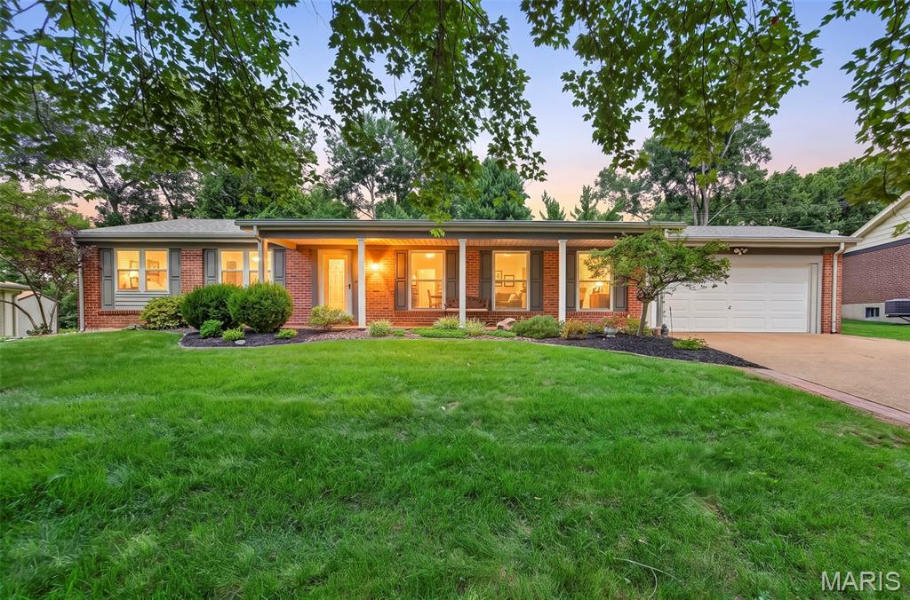 Photo of 13247 Delft Drive St Louis MO 63146