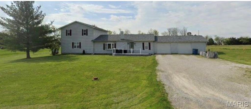 Photo of 21710 State Route 15 Nashville IL 62263