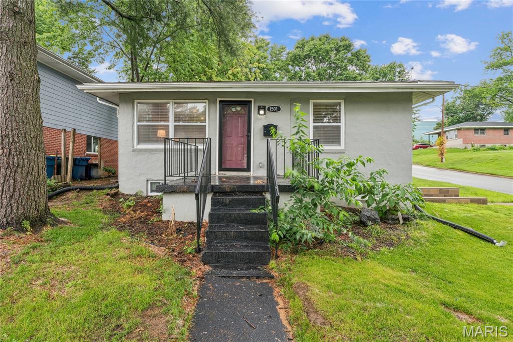 Photo of 1501 Stockard Avenue Richmond Heights MO 63117