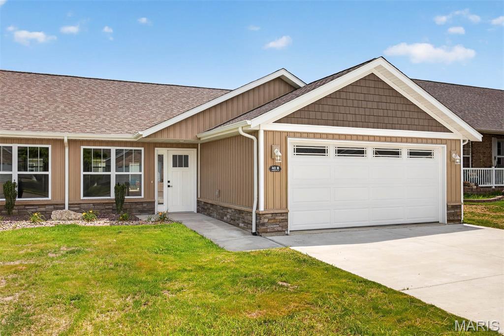 Photo of 40 Auburn Court #B Highland IL 62249