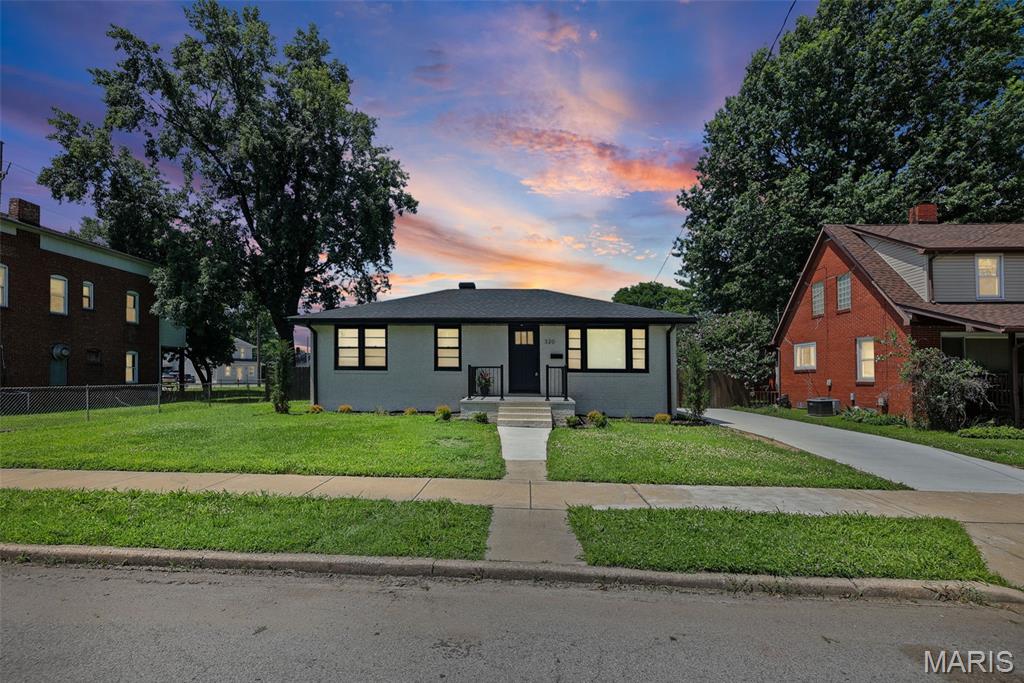 Photo of 320 S Main Street Wood River IL 62095