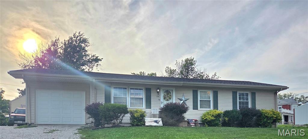 Photo of 514 W Lafayette Street Palmyra MO 63461