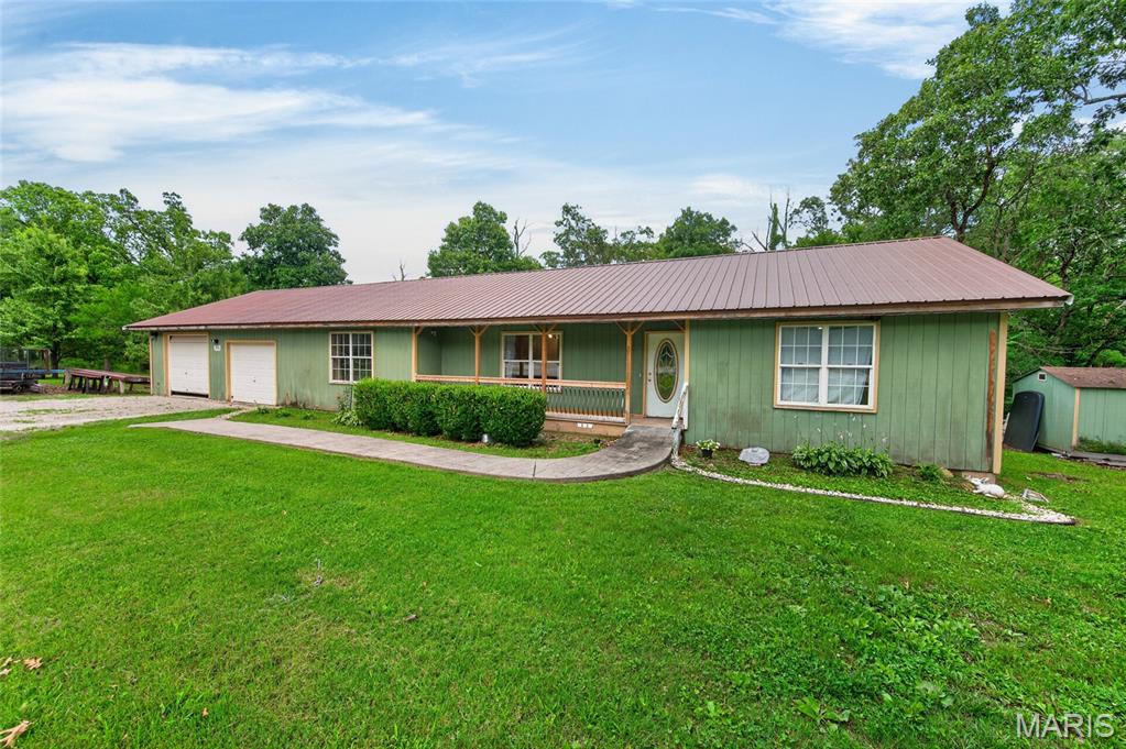 Photo of 392 State Road P Long Lane MO 65590