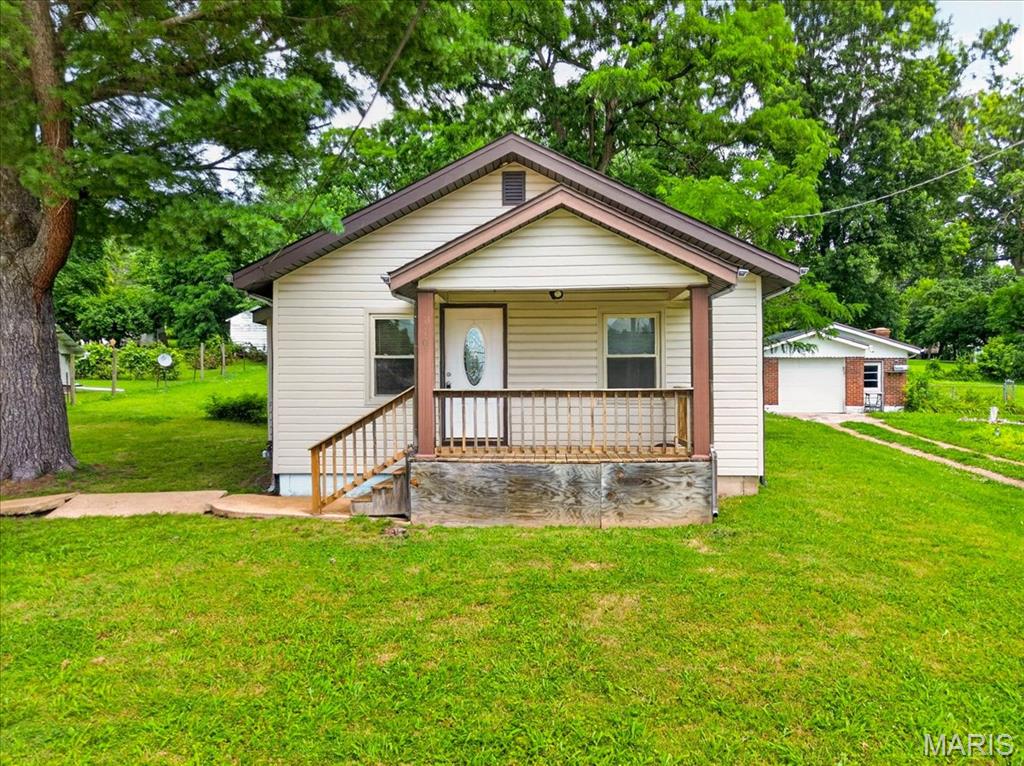 Photo of 110 Edgeworth Avenue Maryland Heights MO 63043