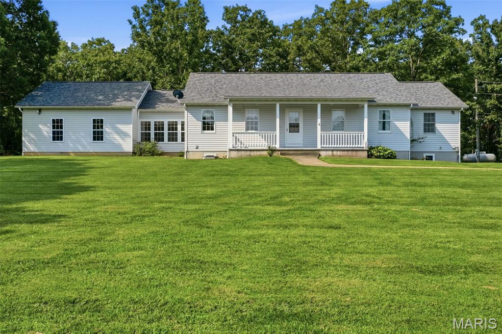 Photo of 41 Lea Lane Steelville MO 65565