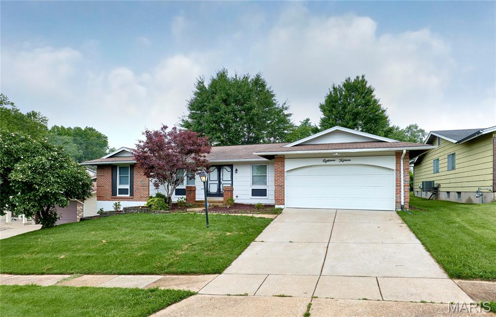 Photo of 1815 Lakemont Lane Hazelwood MO 63138