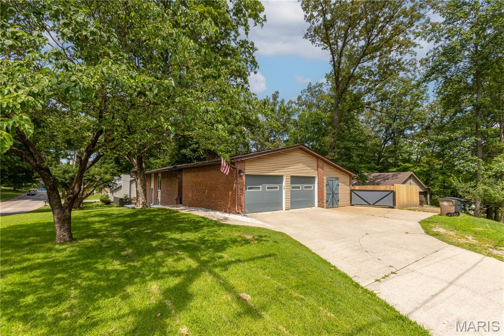 Photo of 1700 Bertling Street Cape Girardeau MO 63701