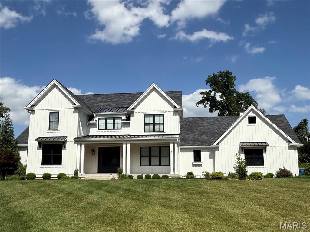 Photo of 100 Ladue Meadows Lane Creve Coeur MO 63141