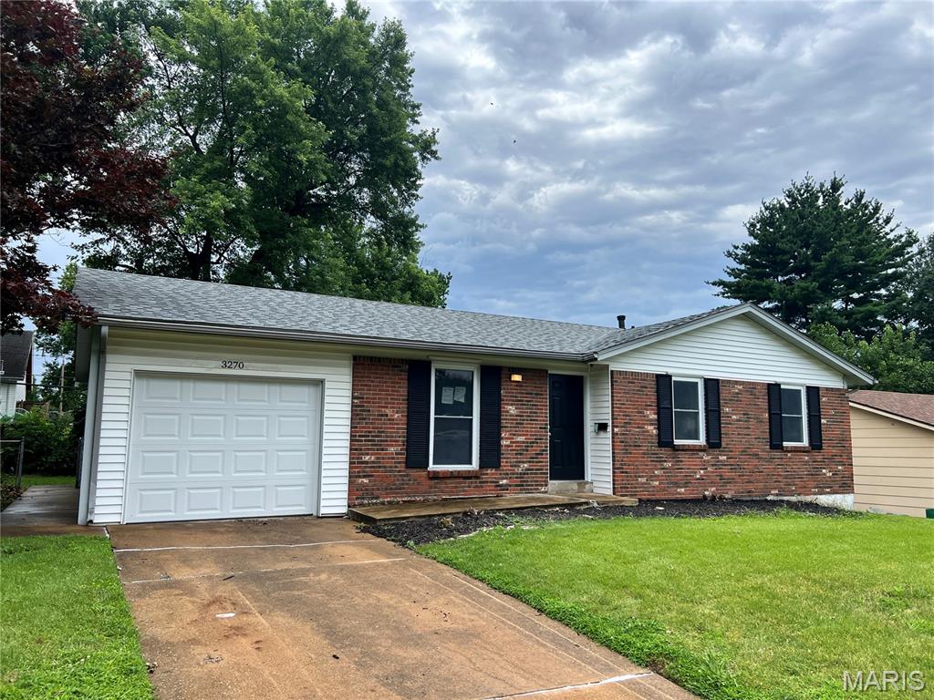 Photo of 3270 Kingsley Drive Florissant MO 63033