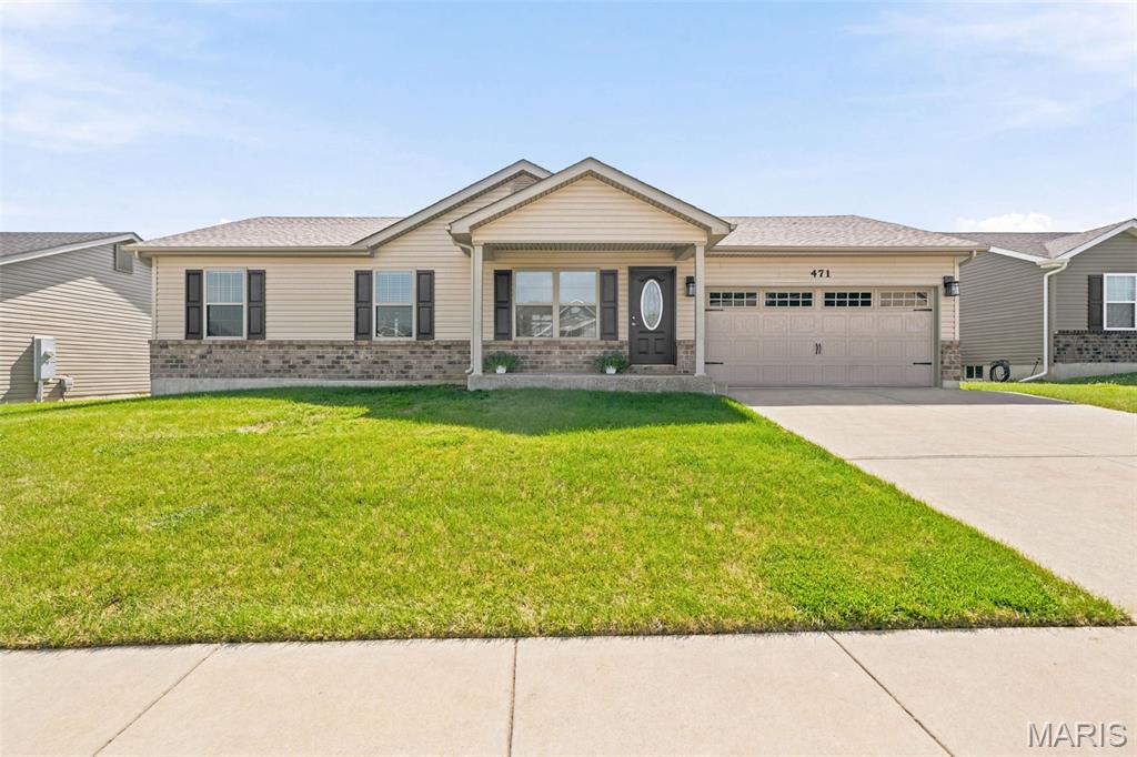 Photo of 471 Honeysuckle Creek Drive Wentzville MO 63385