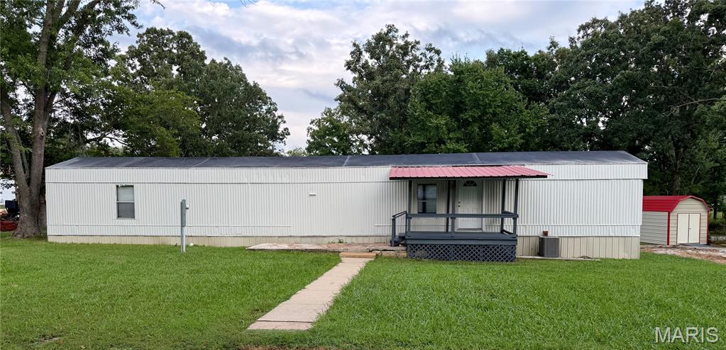 Photo of 10076 Oakside Road Mineral Point MO 63660