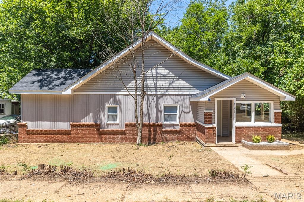 Photo of 1331 Benton Street Poplar Bluff MO 63901
