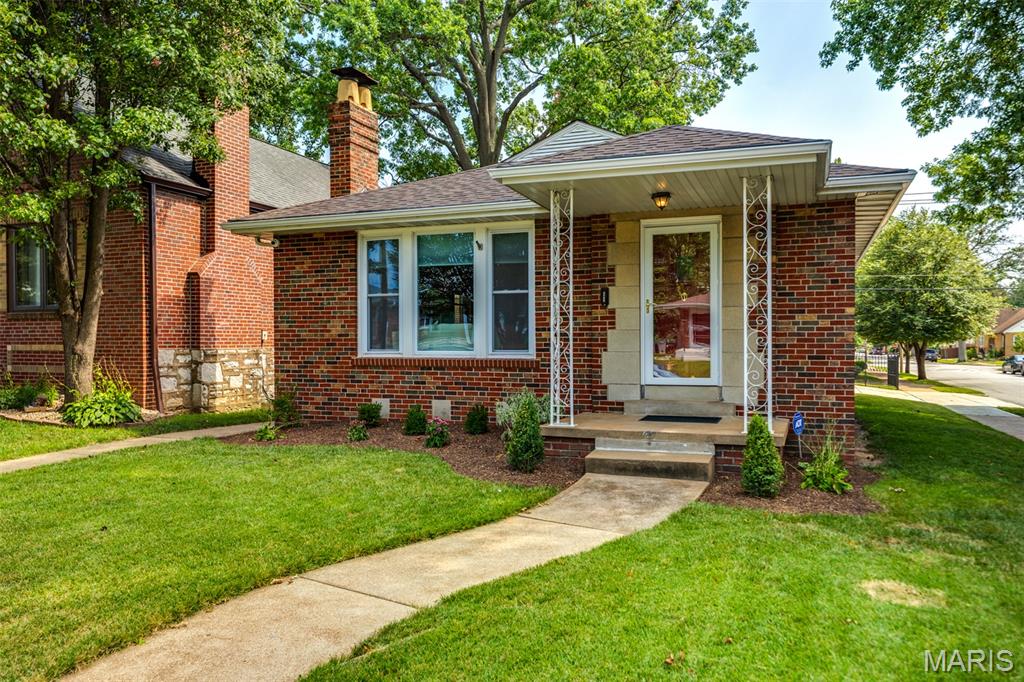 Photo of 6066 Sutherland Avenue St Louis MO 63109