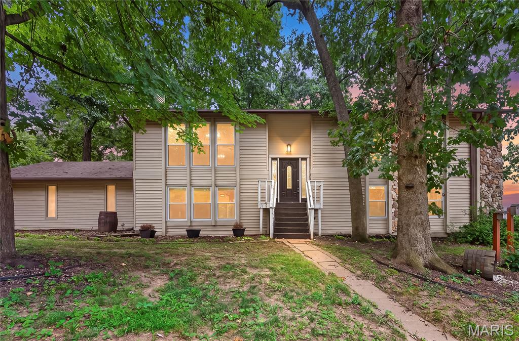 Photo of 41 Oak Forest Drive St Charles MO 63303