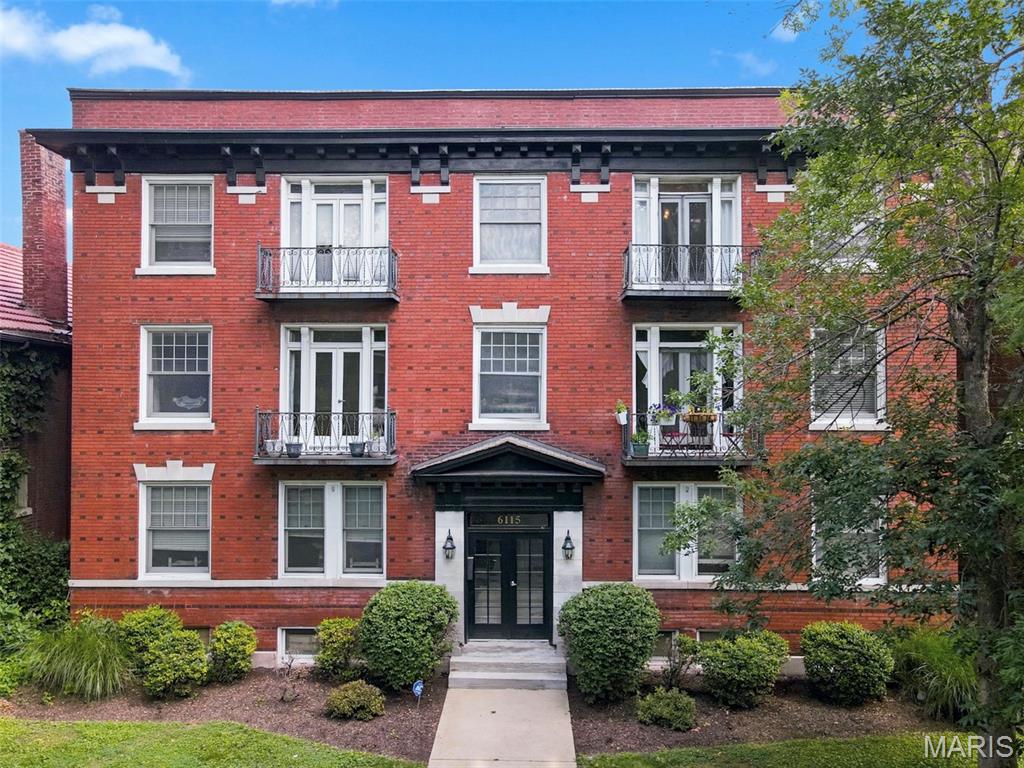 Photo of 6115 Washington Boulevard #201 St Louis MO 63112