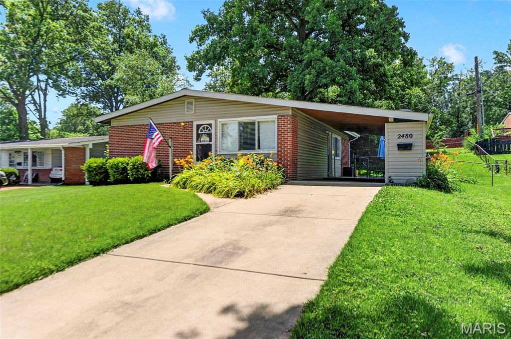 Photo of 2480 Furlong Lane Florissant MO 63033