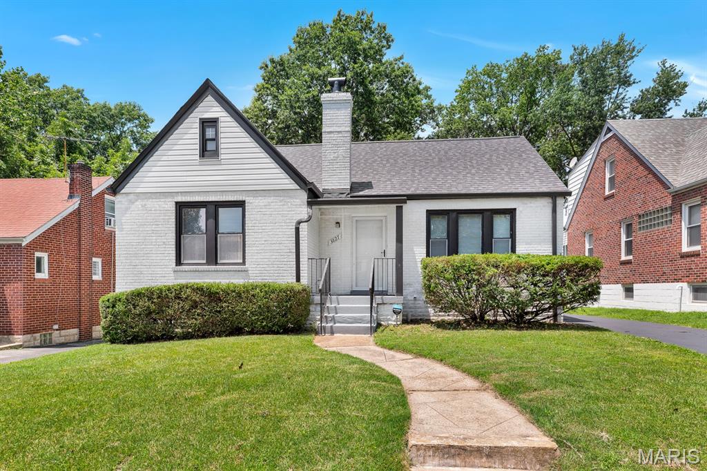 Photo of 3827 Oakridge Boulevard St Louis MO 63121