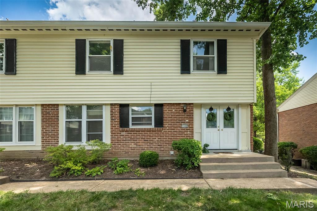 Photo of 13348 La Barge Drive Chesterfield MO 63141