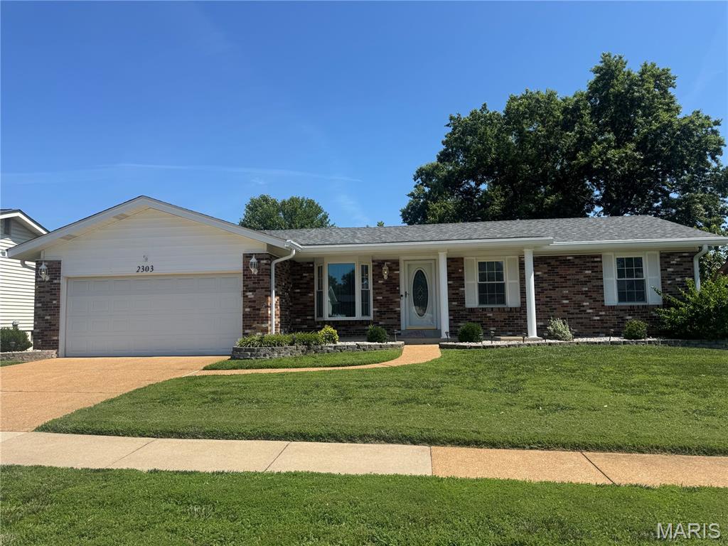 Photo of 2303 Broken Horse Lane St Louis MO 63129