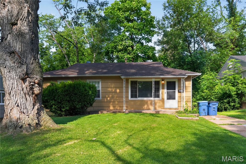 Photo of 9713 Medford Drive St Louis MO 63136