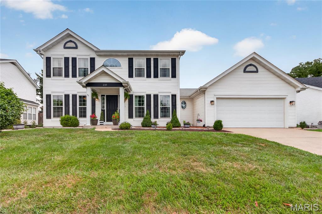 Photo of 235 Royalltrail Lane O'Fallon MO 63368
