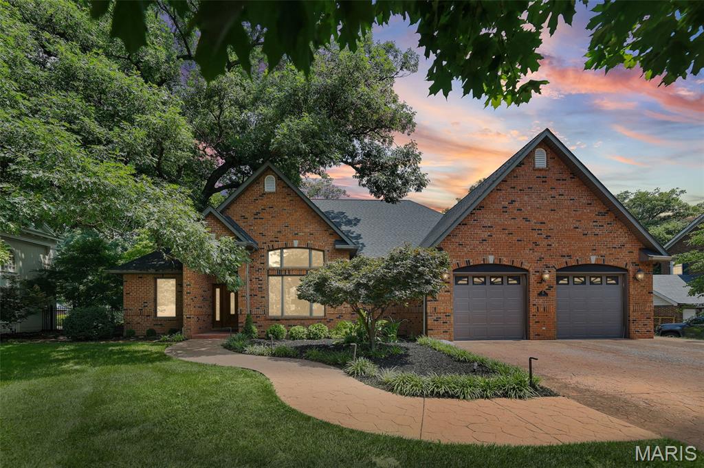 Photo of 39 Country Club Place Belleville IL 62223