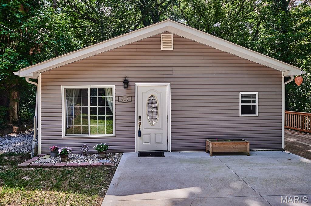 Photo of 610 Saint Clair Road Fairview Heights IL 62208