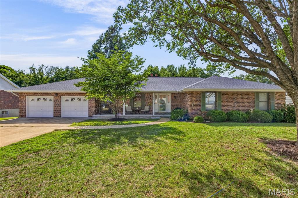 Photo of 214 Alexander Court Festus MO 63028