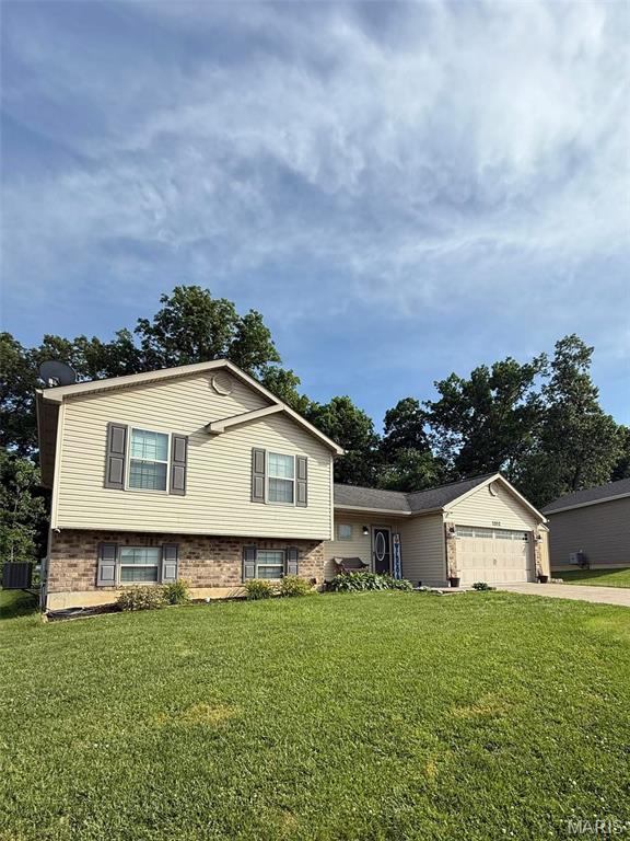 Photo of 1102 Marathon Drive Foristell MO 63348