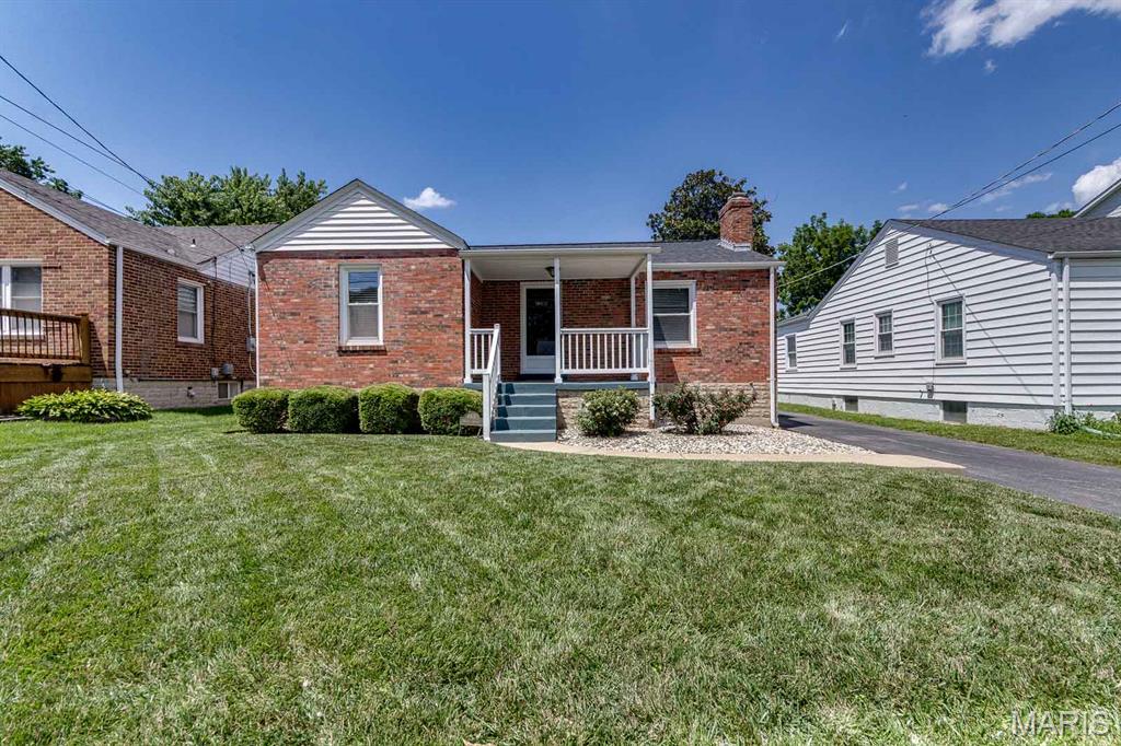 Photo of 8901 Moritz Avenue Brentwood MO 63144