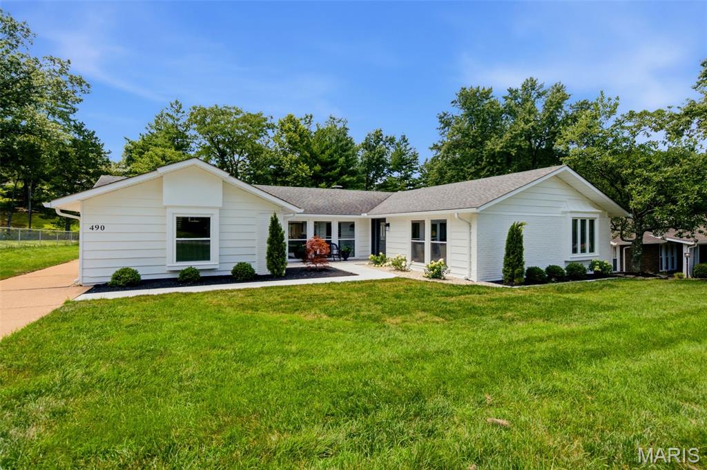 Photo of 490 Maymont Drive Ballwin MO 63011