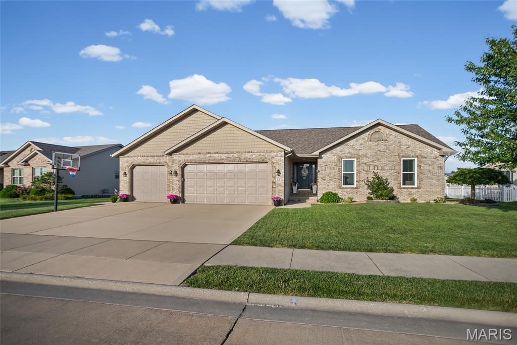 Photo of 25 Rosin Drive Highland IL 62249