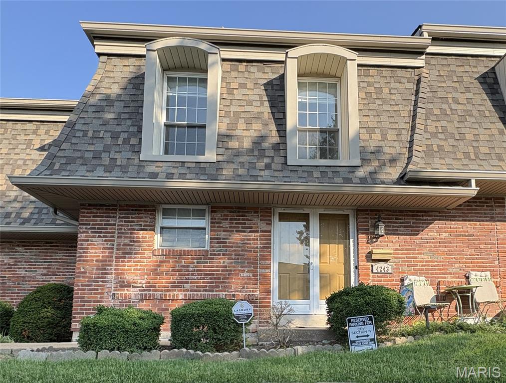 Photo of 4243 Forest De Ville Drive Oakville MO 63129