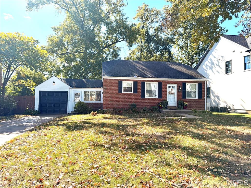 Photo of 320 Fairway Lane Kirkwood MO 63122