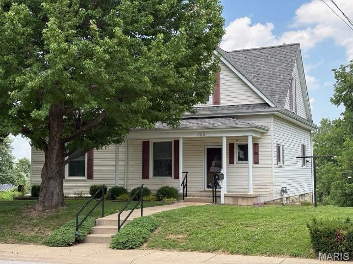 Photo of 305 E Main Street Washington MO 63090